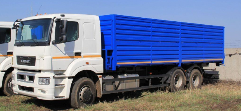 Зерновой КАМАЗ 65207 бортовой Сельскохозяйственная спецтехника