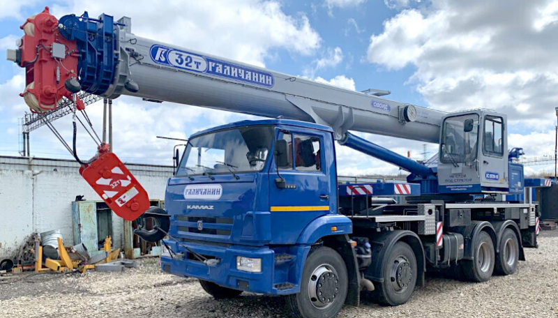 КС-55729-1В Автомобильный кран